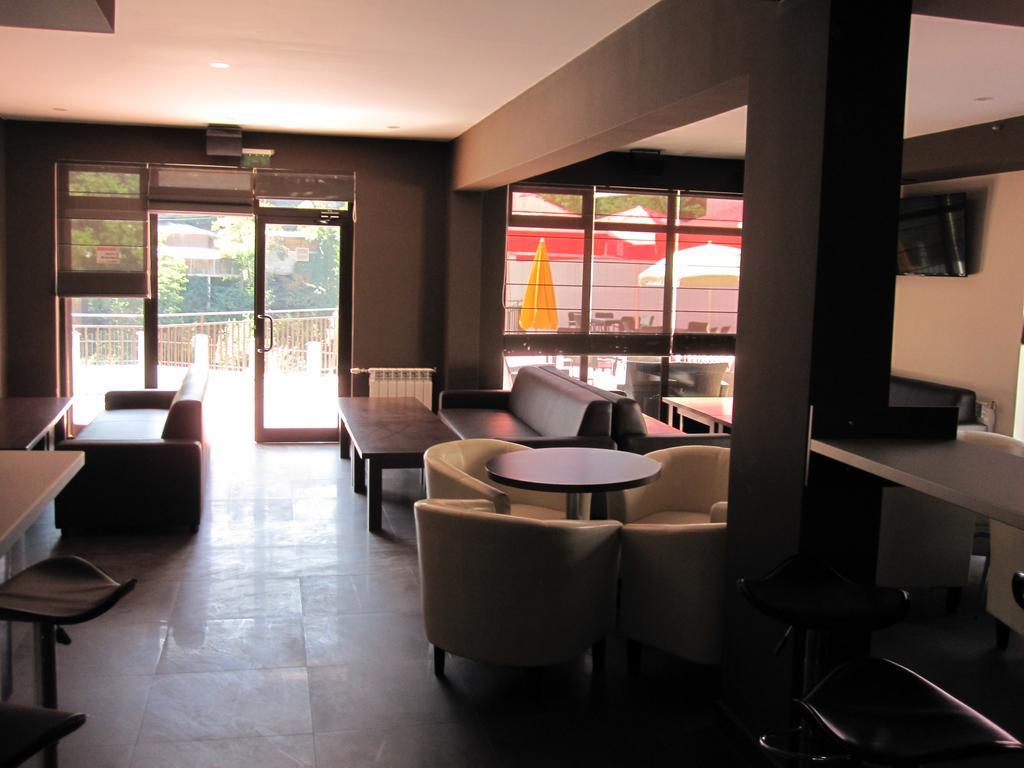 Hotel Deyanira Gorno Dryanovo 외부 사진